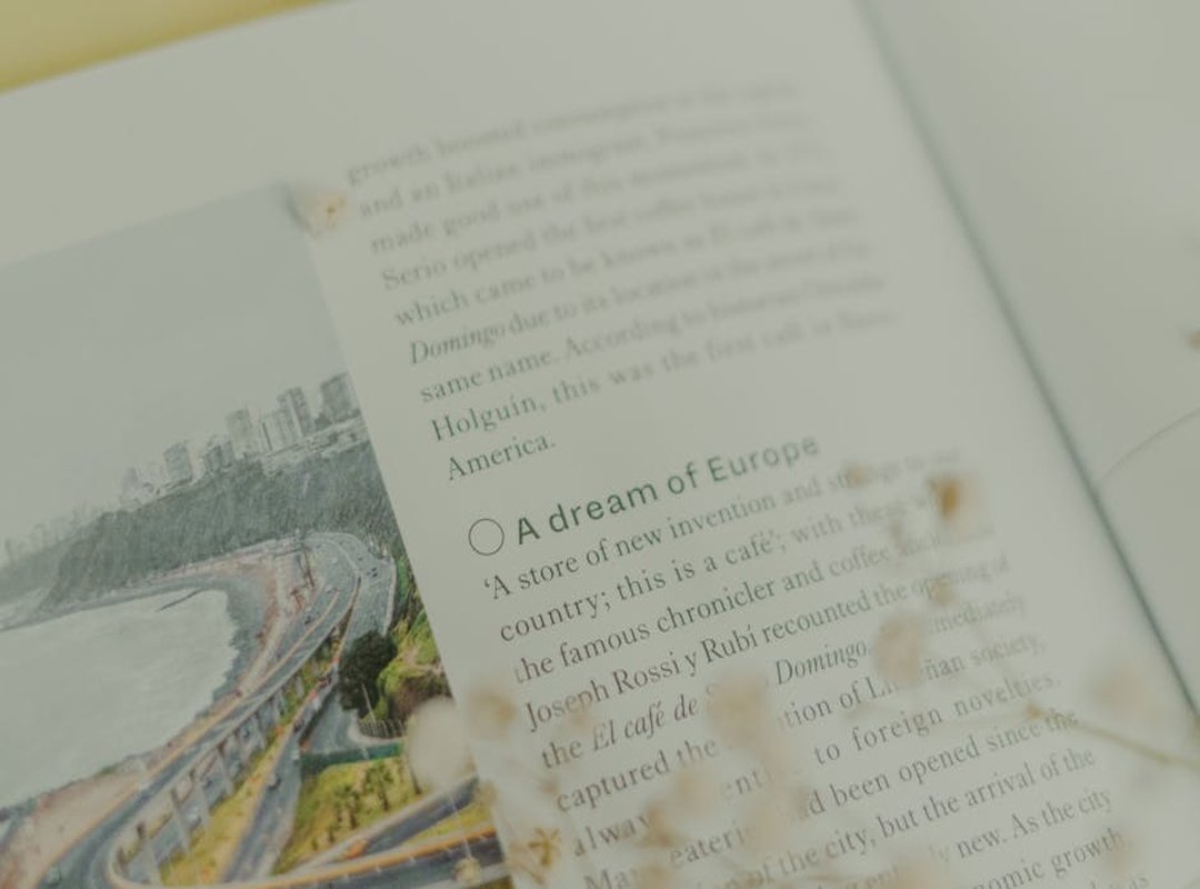 Storytelling in a Single Frame: The Art of Visual Narrative